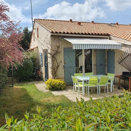 Petite Maison Dans Residence Avec Piscine Proche Plage Et Centre Ville A Pied Pornic Exteriér fotografie